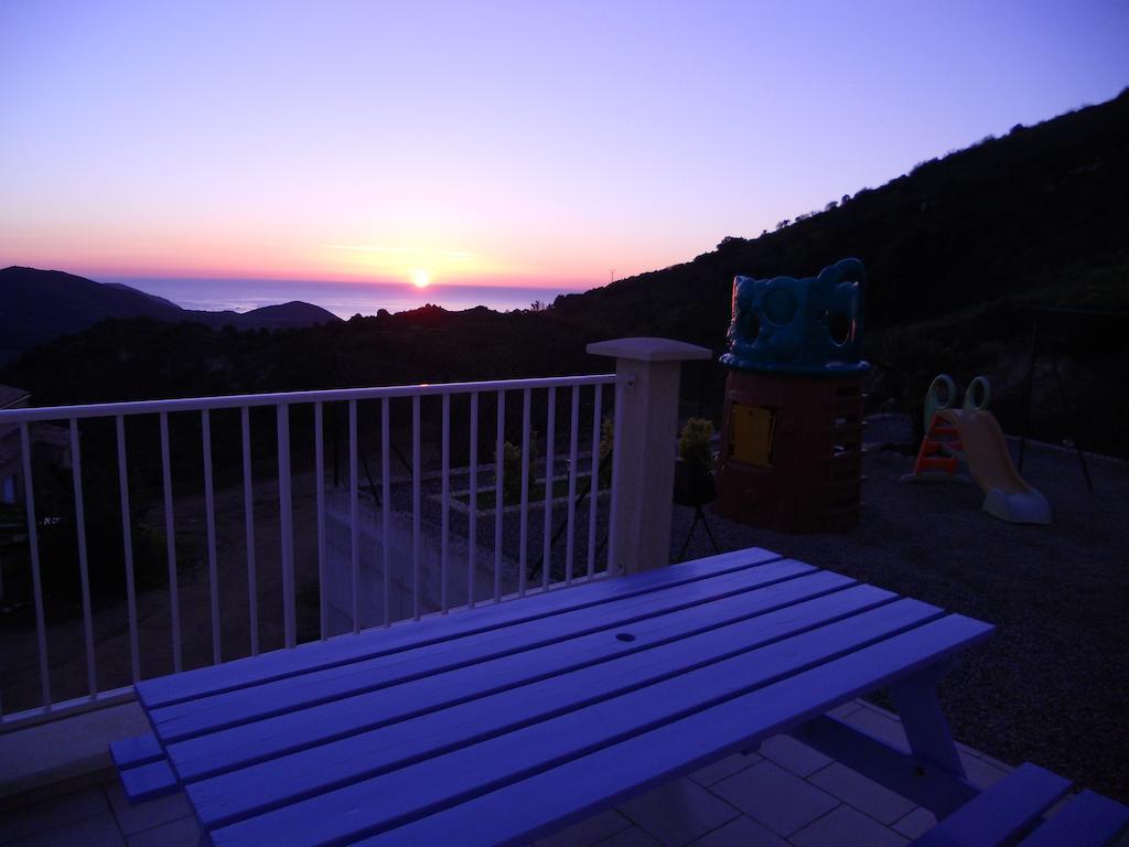 Gites Sassone, Vue Panoramique Sur Ajaccio Et La Mer Alata Стая снимка