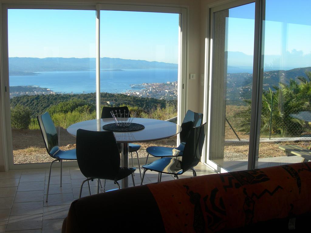 Gites Sassone, Vue Panoramique Sur Ajaccio Et La Mer Alata Стая снимка